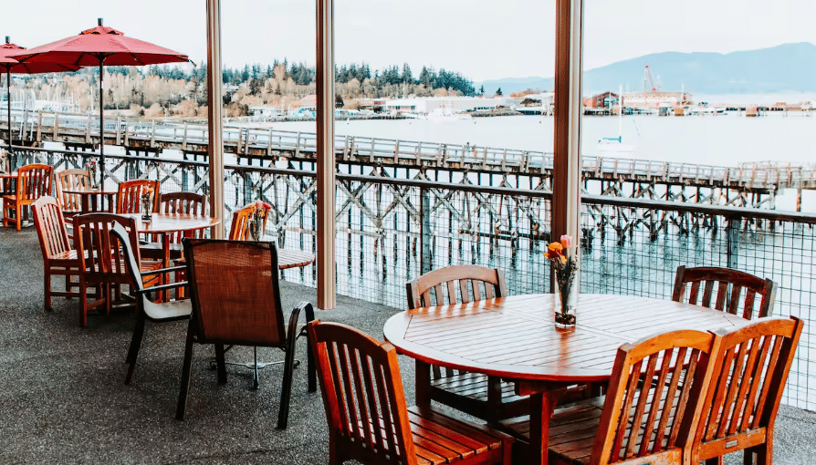 30 Unforgettable Romantic Getaways in Washington State for Couples